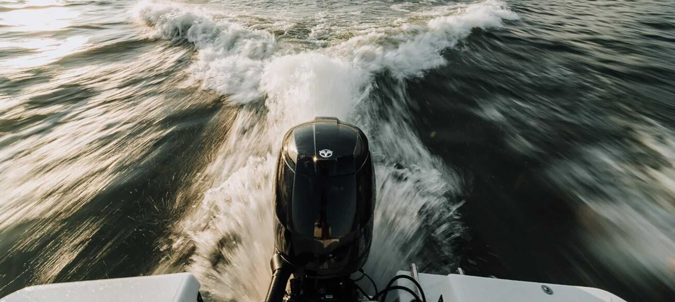 Motor fueraborda - 75 - Mercury Outboards - gasolina / para embarcación de  recreo / de 4 tiempos